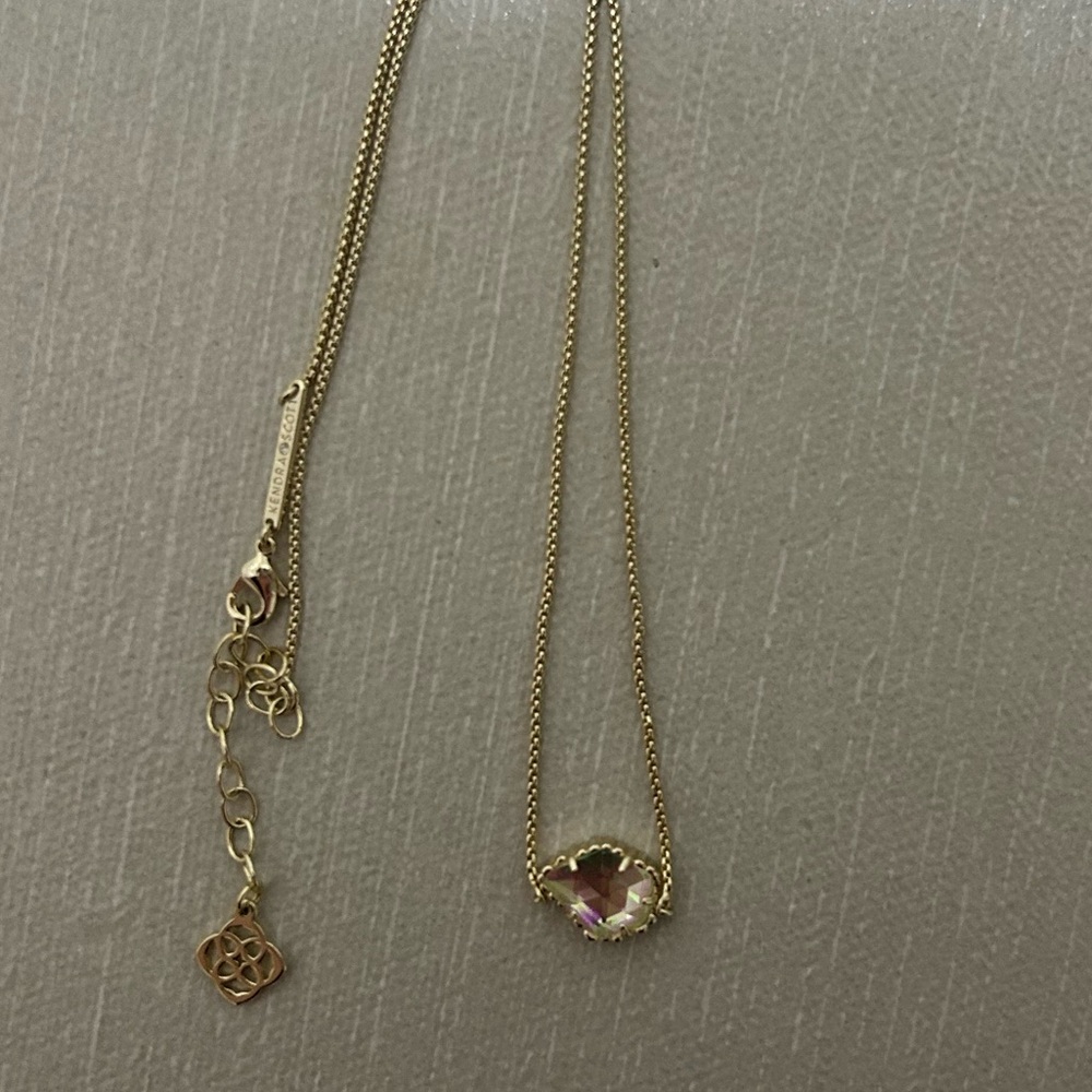 Gold Kendra Scott necklace with crystal